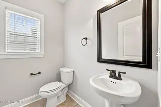 1640 Cambria Drive A, Greenville, NC 27834 – photo 14: 14-web-or-mls-BLS_0014