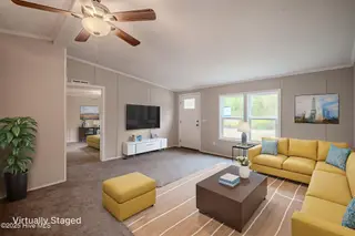 7320 Nc Highway 210, Rocky Point, NC 28457 – photo 2: 2 Living Room