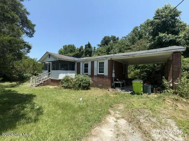 5516 County Line Road, New Bern, NC 28562 – photo 1 of 14: A Front View