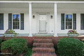 225 Gurley Dairy Road, Pikeville, NC 27863 — 2-bedroom manufactured home in Western Wayne Estates, Pikeville, NC, photo 5 of 30: 05-225 Gurley Dairy Rd-5