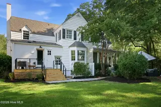 1702 E 5th Street, Greenville, NC 27858 – photo 11: 71-web-or-mls-IMG_0007_edit