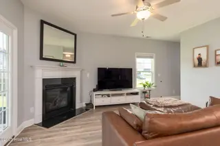 622 High Tide Drive, Sneads Ferry, NC 28460 – photo 11: 622 High Tide-13