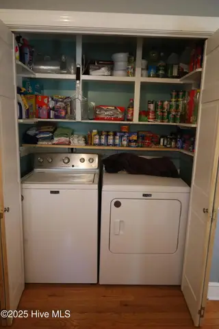 1426 Pocosin Road, Winterville, NC 28590 – photo 11: View of Laundry Room