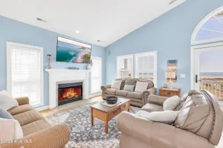 6901 Kings Lynn Drive, Oak Island, NC 28465 – photo 8: 1Q3A3536 (2)