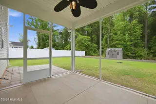 404 Holly Grove Drive, Winterville, NC 28590 – photo 12: 10-web-or-mls-IMG_0001