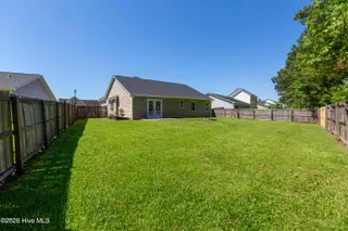 154 Crooked Run Drive, New Bern, NC 28560 – photo 4: 20260604-Rock I (3567 of 1)