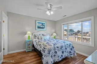 407 Cedar Point Boulevard, Cedar Point, NC 28584 – photo 20: 17-web-or-mls-1S3A0328