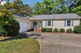 1203 Santa Lucia Road, New Bern, NC 28560 — 3-bedroom home in Fairfield Harbour, New Bern, NC, photo 1 of 24: IMG_6348