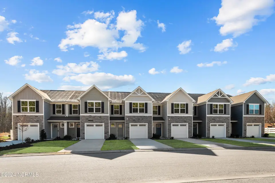4202 Adams Creek Road, Elizabeth City, NC 27909 – photo 1 of 17: Poplar Exterior