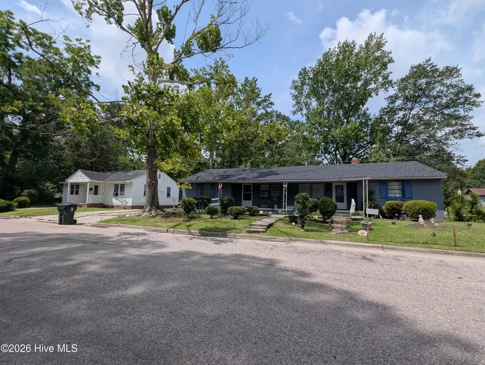 408 Lane Street SE, Wilson, NC 27893 – photo 1 of 3: Main View