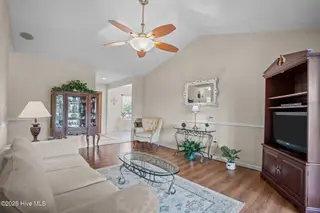 58 Crystal Road, Southport, NC 28461 — 3-bedroom home in Sterling Oaks, Southport, NC, photo 19 of 56: 40-web-or-mls-DSC09758