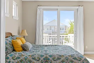 1115 Mackerel Lane 2, Carolina Beach, NC 28428 – photo 16: 017_1115_mackerel_lane-17_836