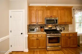 4530 Dewfield Drive N, Wilson, NC 27896 – photo 17: 4530 Dewfield - Kitchen2