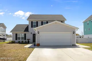 231 Hickory Shores Drive, Newport, NC 28570 – photo 2: front view