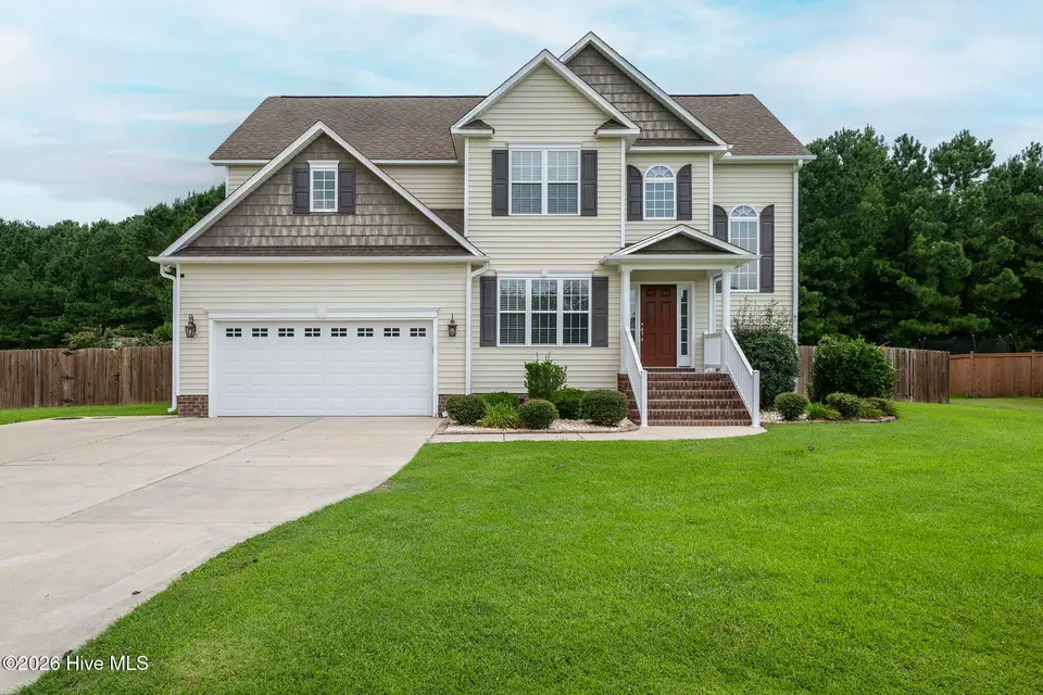 128 Mom Lane, New Bern, NC 28562 – photo 1 of 66: 128 Mom Lane, New Bern, NC