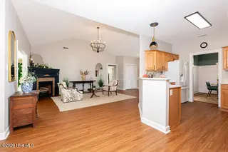122 Neuchatel Road, New Bern, NC 28562 – photo 13: Eatin