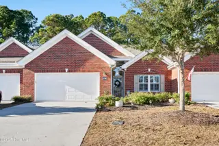 7725 Marymount Drive, Wilmington, NC 28411 — 3-bedroom townhome in Marsh Oaks, Wilmington, NC, photo 1 of 34