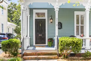 210 Nun Street, Wilmington, NC 28401 – photo 4: 007_210_nun_street-03_964