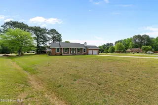201 Wyatt Drive, Goldsboro, NC 27534 – photo 4: 5T5A8136