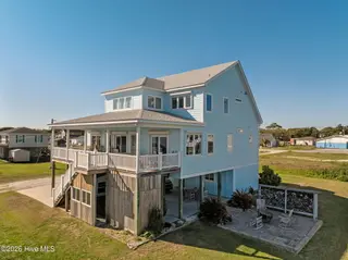 117 Sandfiddler Lane, Harkers Island, NC 28531 – photo 3: 4-web-or-mls-117 Sandfiddler Ln 004