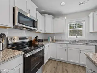 471 Pebble Shore Drive, Sneads Ferry, NC 28460 – photo 13: 13-web-or-mls-471 Pebble Shore Dr. 30