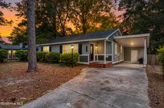 813 Holbrooke Avenue, Wilmington, NC 28412 – photo 1: EX6A4403a