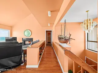 2604 S Shore Drive, Surf City, NC 28445 – photo 24: Living Area