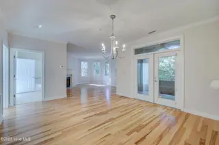 636 Village Park Drive 101, Wilmington, NC 28405 – photo 17: Dining Room