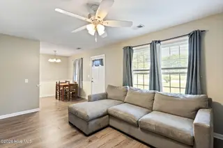 354 Mercer Avenue, Wilmington, NC 28403 — 3-bedroom home in Mercer Place West, Wilmington, NC, photo 2 of 22: 14_DSC02159