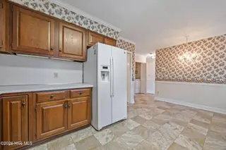 42 Barnes Street, Greenville, NC 27858 – photo 11: 23-web-or-mls-IMG_0046