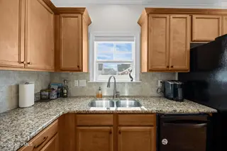 2417 Charity Lane, Winterville, NC 28590 — 3-bedroom home in Colony Woods South, Winterville, NC, photo 15 of 48: 2417 Charity Ln