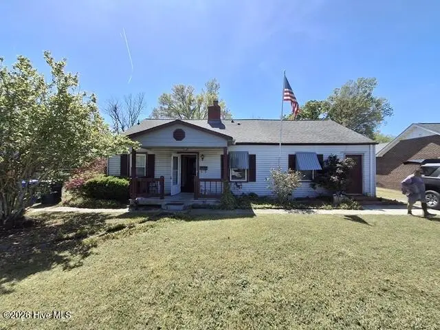 109 Sherwood Road, Jacksonville, NC 28540 – photo 1 of 24