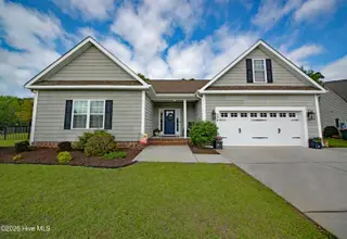 304 Angelfish Court, Newport, NC 28570 — 3-bedroom home in Morada Bay, Newport, NC, photo 1 of 66: DSC04588-2