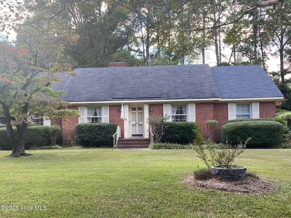 203 Brentwood Drive N, Wilson, NC 27893 – photo 1 of 26: 203 BRENTWOOD DRIVE