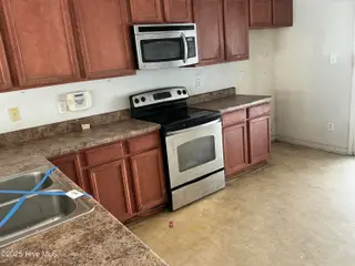 9002 Banister Loop, Jacksonville, NC 28546 – photo 15: IMG_3606