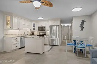 9201 Coast Guard Road F102, Emerald Isle, NC 28594 – photo 20: 25-web-or-mls-1S3A3089