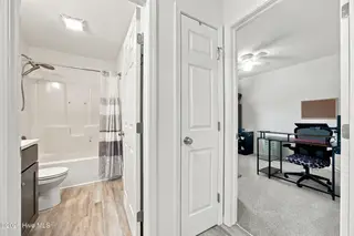 800 Compass Drive, Elizabeth City, NC 27909 — 3-bedroom home in Hunters Lake, Elizabeth City, NC, photo 22 of 39: Hall Way