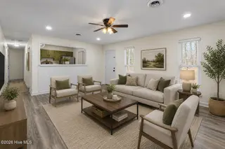 329 Lakewood Drive, Jacksonville, NC 28546 – photo 5: 06651859-F64D-47D2-9DCE-DBD3F51D3668