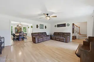 2513 Hickory Street, New Bern, NC 28562 – photo 11: 21-web-or-mls-DSC_9772