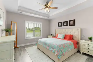 212 Taylorwood Drive, Beaufort, NC 28516 – photo 6: First floor primary bedroom suite