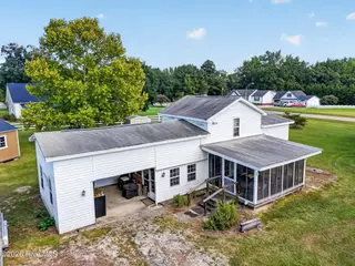 100 Morrison Drive, Smithfield, NC 27577 – photo 14: 32-web-or-mls-DJI_20260907155610_0089_D
