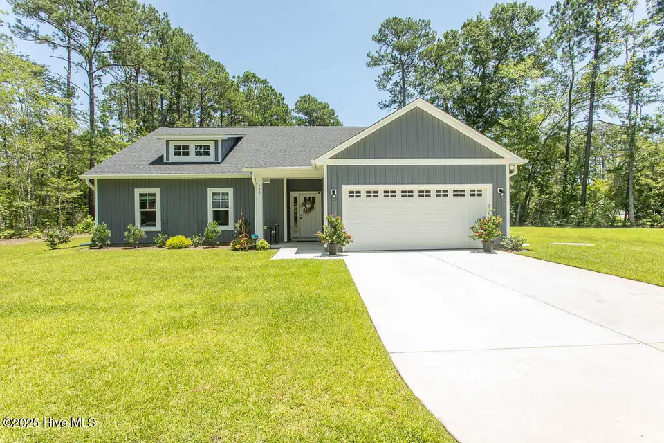 430 Boundaryline Drive NW, Calabash, NC 28467 – photo 1 of 51: _C0A1325