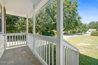 107 Loop Road, Leland, NC 28451 — 3-bedroom home in Leland, Leland, NC, photo 2 of 27: 2-web-or-mls-Front porch