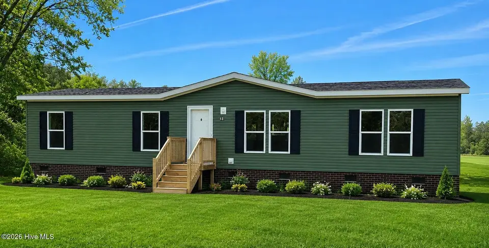 690 Furnie Hinson Road, Whiteville, NC 28472 – photo 1 of 17: E23EBE02-88E4-455F-BE41-7BCD17BCACF8