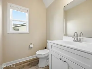120 Cypress Manor Court, Jacksonville, NC 28540 – photo 7: 6-web-or-mls-120 Cypress Manor Ct. 8