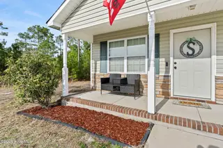 225 Lockwood Court, Hubert, NC 28539 – photo 3: mls_DSC02277