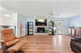 9135 Sue Circle NE, Leland, NC 28451 — 3-bedroom home in Marion Estates, Leland, NC, photo 14 of 50: 017-9135SueCircleNortheast-Leland-NC-284