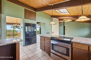 1 Nicklaus Drive, New Bern, NC 28560 – photo 14: 17-web-or-mls-0c0a3752-Edited