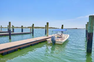 125 Front Street, Beaufort, NC 28516 – photo 3: Boat Slip