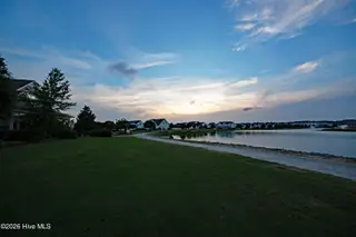 4711 Waves Point, Wilmington, NC 28412 — 3-bedroom waterfront home in Riverlights, Wilmington, NC, photo 14 of 62